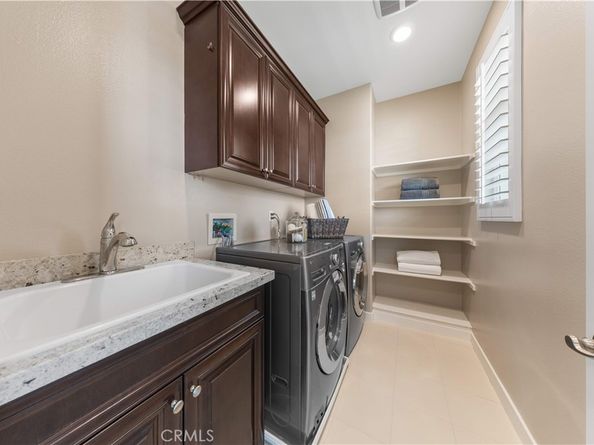 101 Tinker, Irvine CA 92618