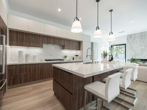 2187 Meyer Place, Costa Mesa CA 92627