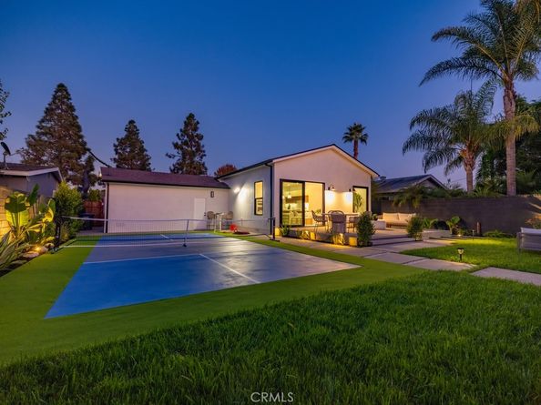 2187 Meyer Place, Costa Mesa CA 92627