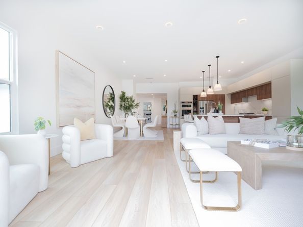 2187 Meyer Place, Costa Mesa CA 92627