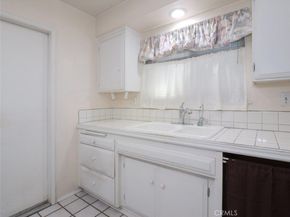 445 E 248th, Carson CA 90745