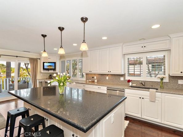 1561 Curtis Avenue, Manhattan Beach CA 90266
