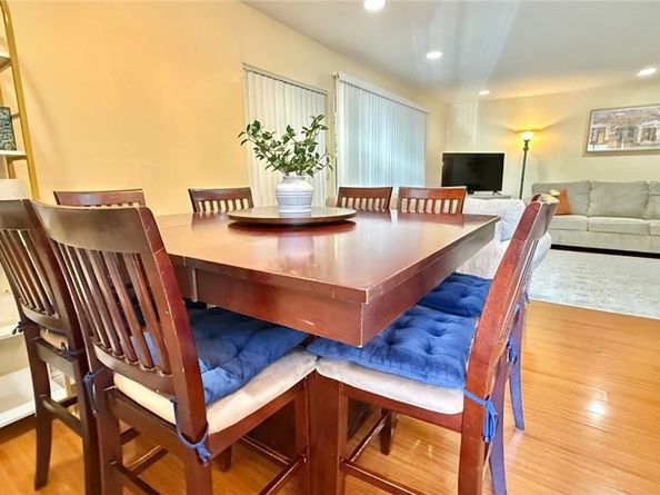 18350 Hatteras Street 176, Tarzana CA 91356