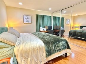 18350 Hatteras Street 176, Tarzana CA 91356