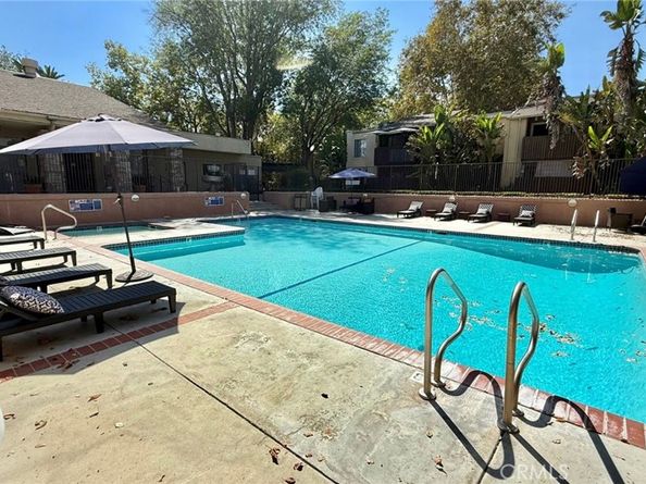 18350 Hatteras Street 176, Tarzana CA 91356