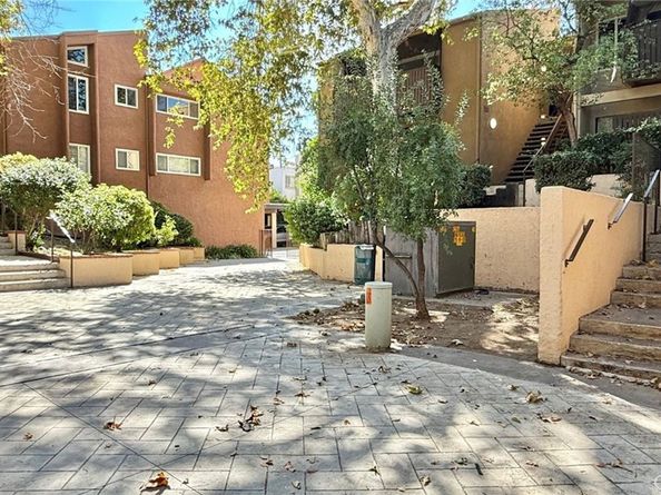 18350 Hatteras Street 176, Tarzana CA 91356