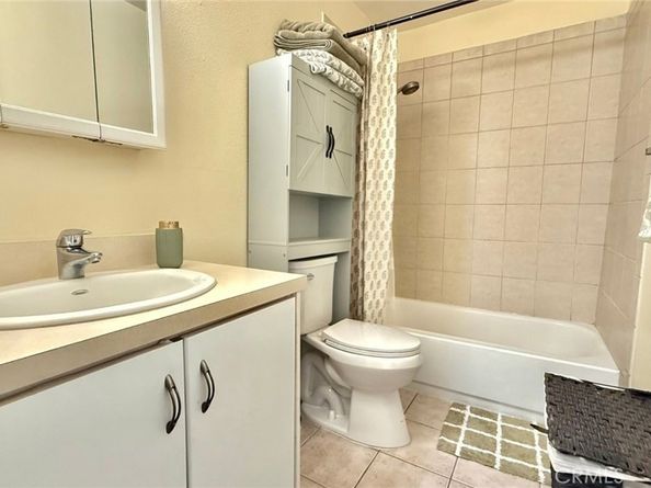 18350 Hatteras Street 176, Tarzana CA 91356