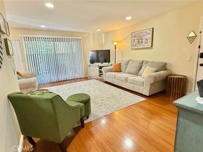 18350 Hatteras Street 176, Tarzana CA 91356