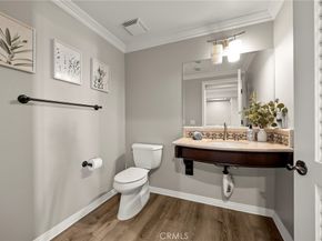 401 Bernard Street 211, Costa Mesa CA 92627