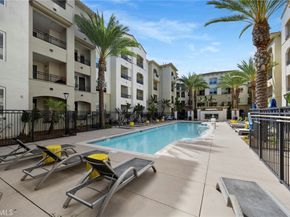 401 Bernard Street 211, Costa Mesa CA 92627