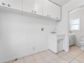 1005 W 20th, Santa Ana CA 92706