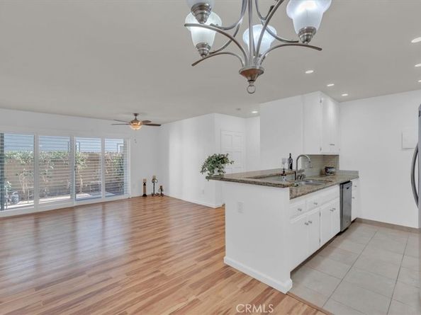 2521 W Sunflower H2, Santa Ana CA 92704