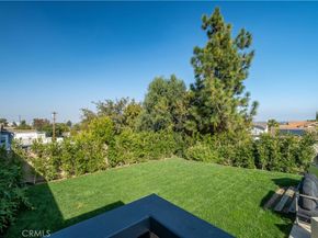 25710 Crest Road, Torrance CA 90505