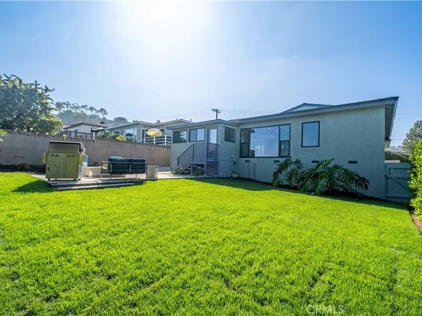 25710 Crest Road, Torrance CA 90505