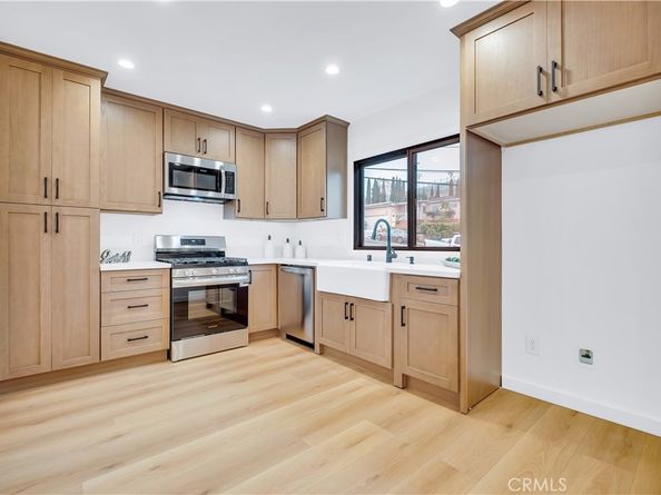 25710 Crest Road, Torrance CA 90505