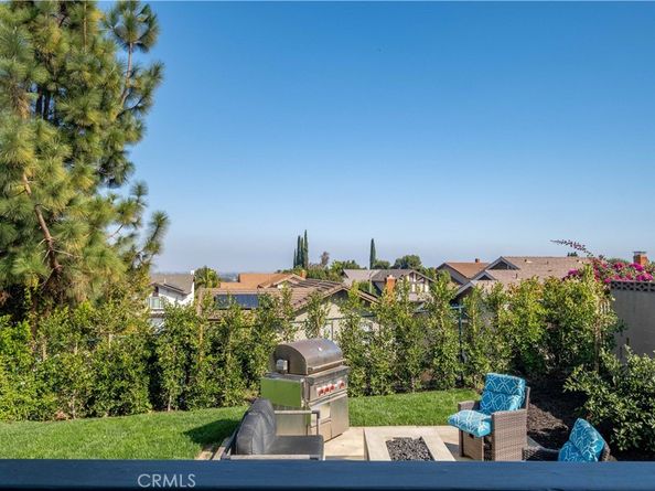 25710 Crest Road, Torrance CA 90505