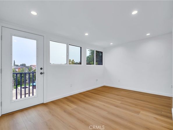 25710 Crest Road, Torrance CA 90505