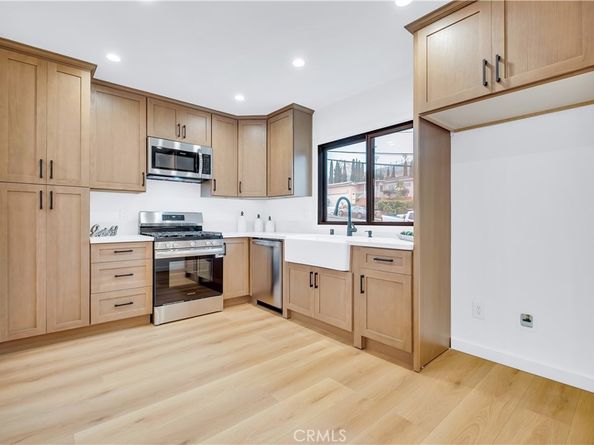 25710 Crest Road, Torrance CA 90505