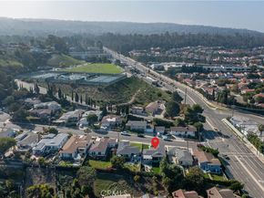 25710 Crest Road, Torrance CA 90505