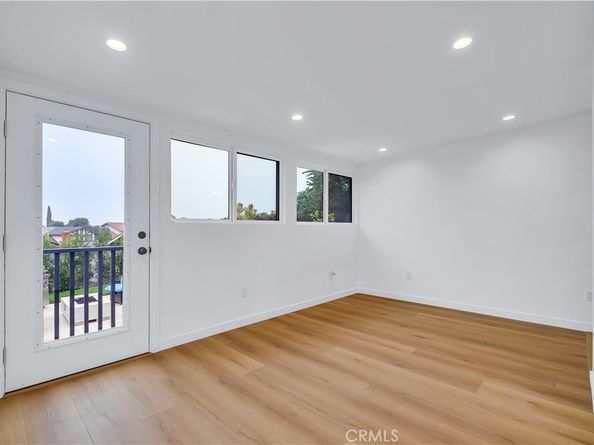 25710 Crest Road, Torrance CA 90505