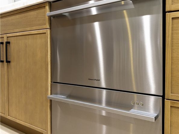 1944 Glendon 209, Los Angeles CA 90025