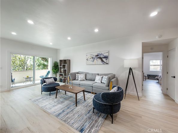 1944 Glendon 209, Los Angeles CA 90025