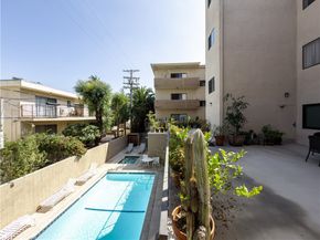 1944 Glendon 209, Los Angeles CA 90025