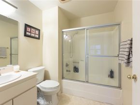 6000 Bixby Village Drive 15, Long Beach CA 90803