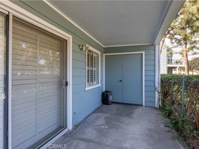 6000 Bixby Village Drive 15, Long Beach CA 90803