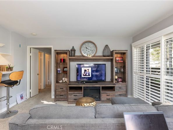 6000 Bixby Village Drive 15, Long Beach CA 90803