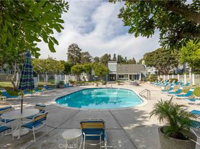 6000 Bixby Village Drive 15, Long Beach CA 90803