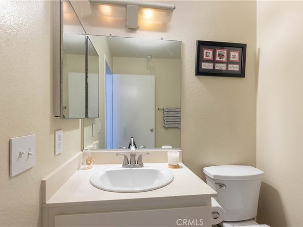 6000 Bixby Village Drive 15, Long Beach CA 90803