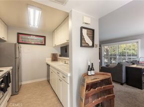 6000 Bixby Village Drive 15, Long Beach CA 90803