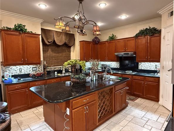 2119 Ridgeview Terrace, Signal Hill CA 90755