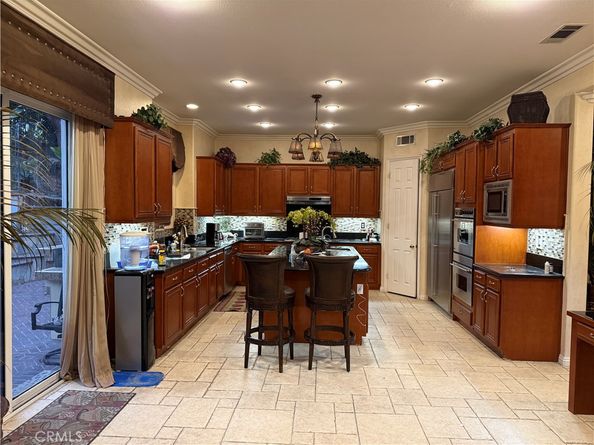 2119 Ridgeview Terrace, Signal Hill CA 90755