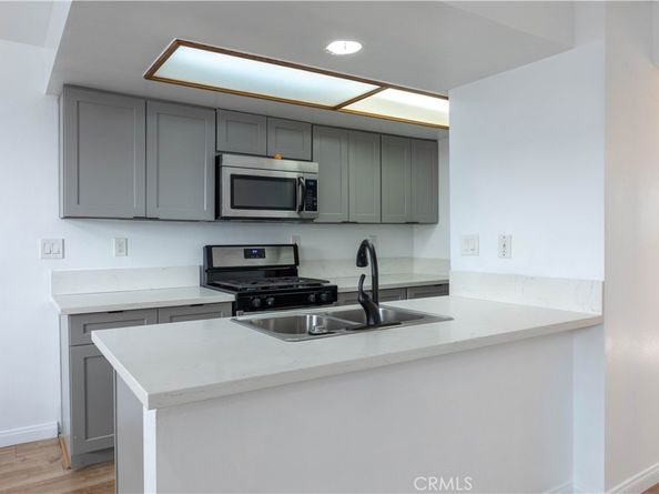 15946 Vanowen Street 103, Van Nuys CA 91406