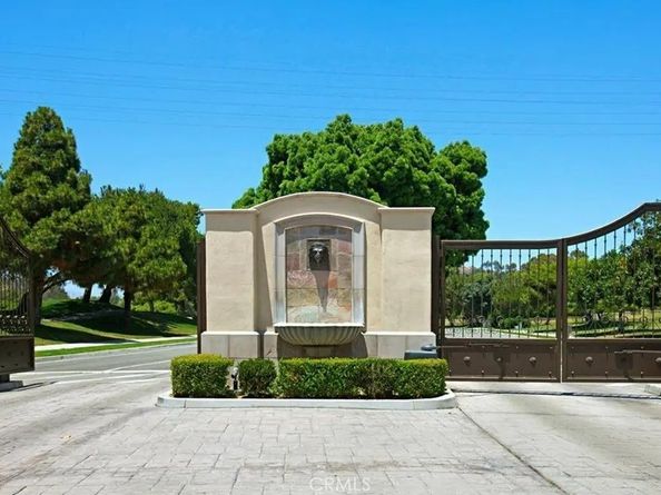 30951 Via Bravo, San Juan Capistrano CA 92675