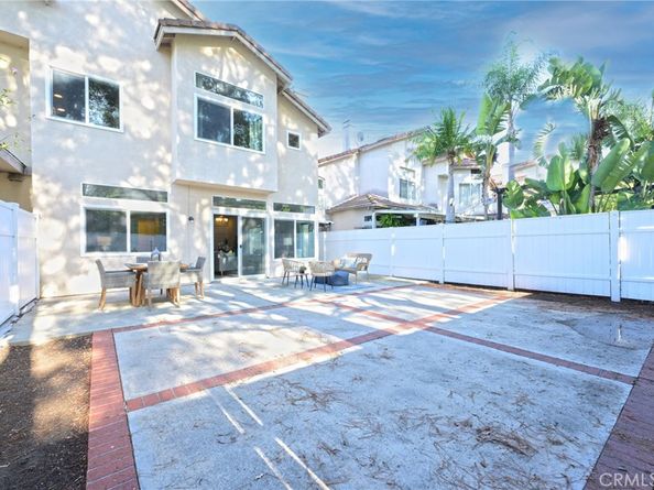 927 S Lone Pine, Anaheim Hills CA 92808