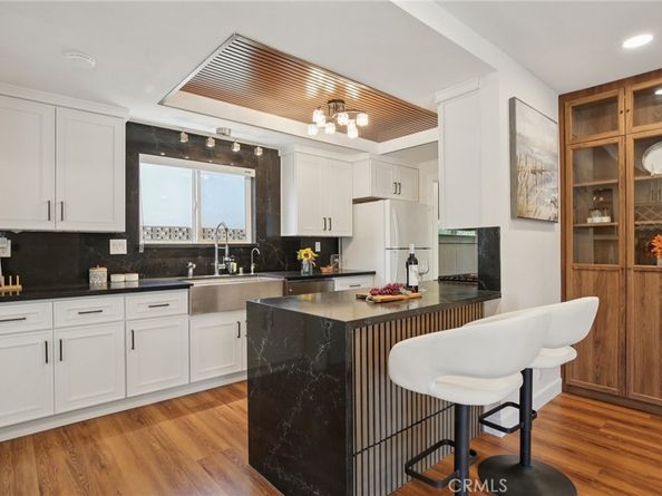 1533 W San Lorenzo Ave, Santa Ana CA 92704