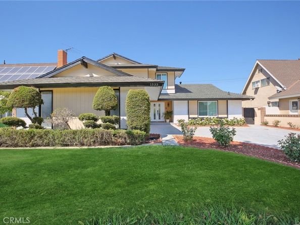 1533 W San Lorenzo Ave, Santa Ana CA 92704