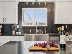 1533 W San Lorenzo Ave, Santa Ana CA 92704