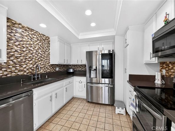 13624 La Jolla Circle H, La Mirada CA 90638