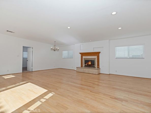 831 Roswell Avenue, Long Beach CA 90804