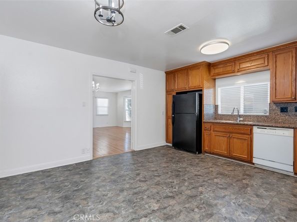 831 Roswell Avenue, Long Beach CA 90804