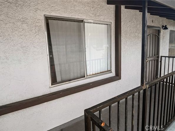 911 E 10th Street, Long Beach CA 90813