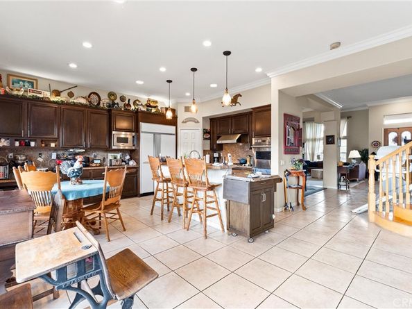 7572 E Endemont Court, Anaheim Hills CA 92808