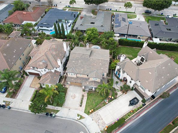 2850 N Stone Pine, Santa Ana CA 92706