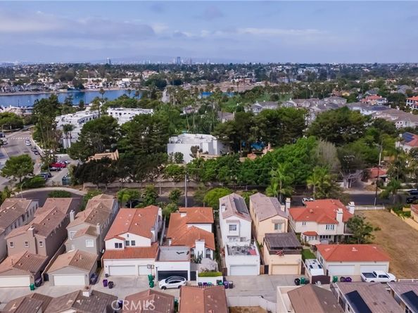 314 Ultimo Avenue, Long Beach CA 90814