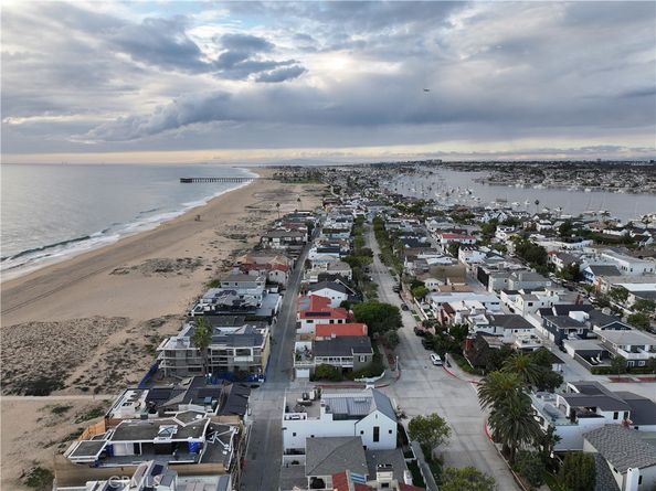 1585 E Ocean, Newport Beach CA 92661