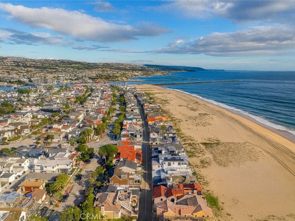 1585 E Ocean, Newport Beach CA 92661